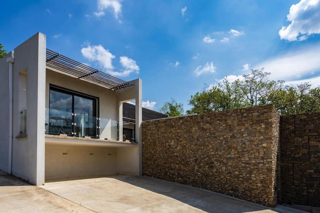 Villa Blanche, Contemporary, Cathars, Couiza, Carcassonne Exterior photo
